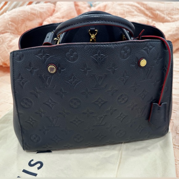 💙BLUE EMPREINTE💙Louis Vuitton Montaigne empreinte with strap - Picture 1 of 15